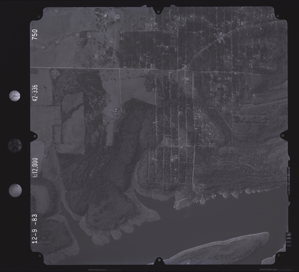 083272.215 - Bull Shoals Lake.336.2