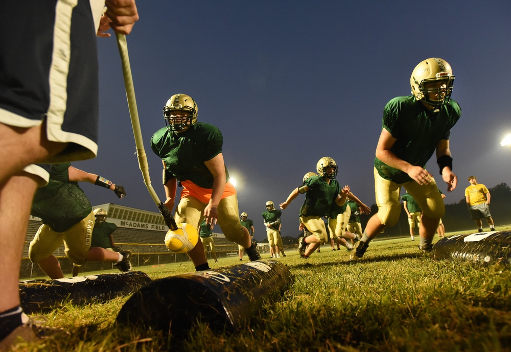 Fort Knox Eagles football team pursuing winning season after being sidelined in 2020