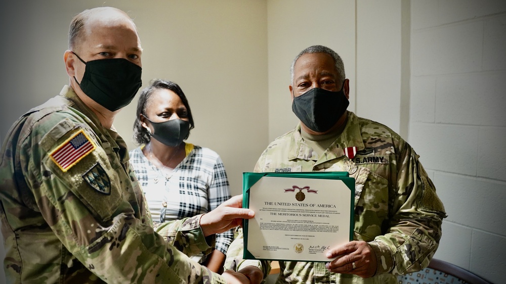 SFC Bobb receives retirement award