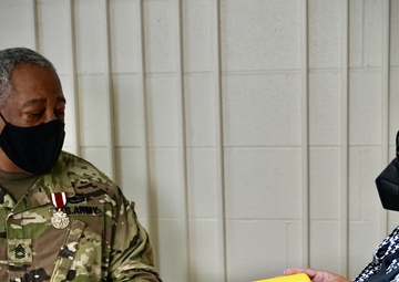 SFC Bobb receives retirement award