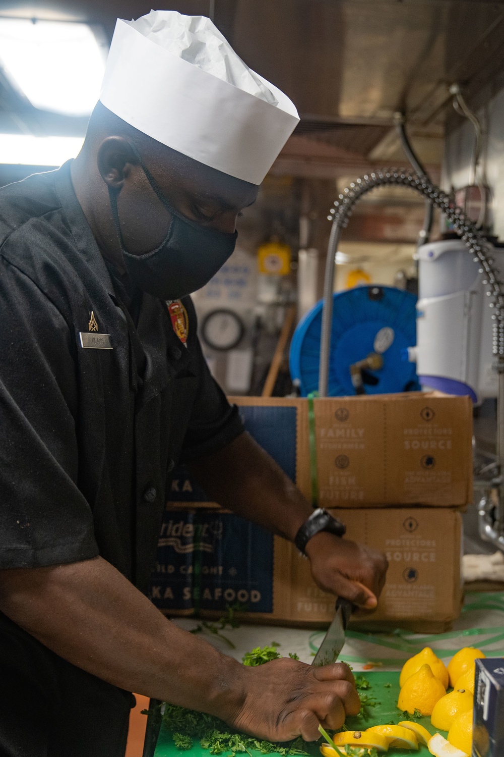 11th MEU Food Service Marines Prepare Food Aboard USS Portland