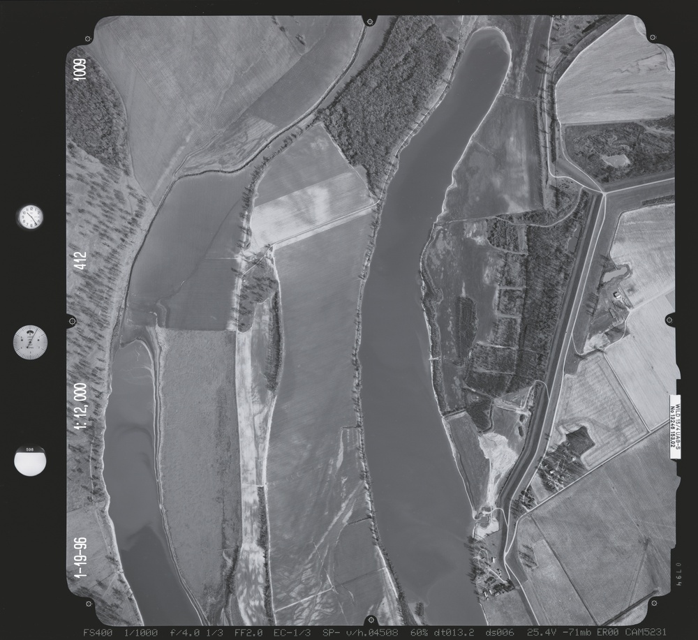 083262.058 - Arkansas River.412.5