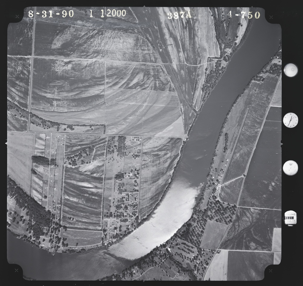 081145.051 -  .387A.4