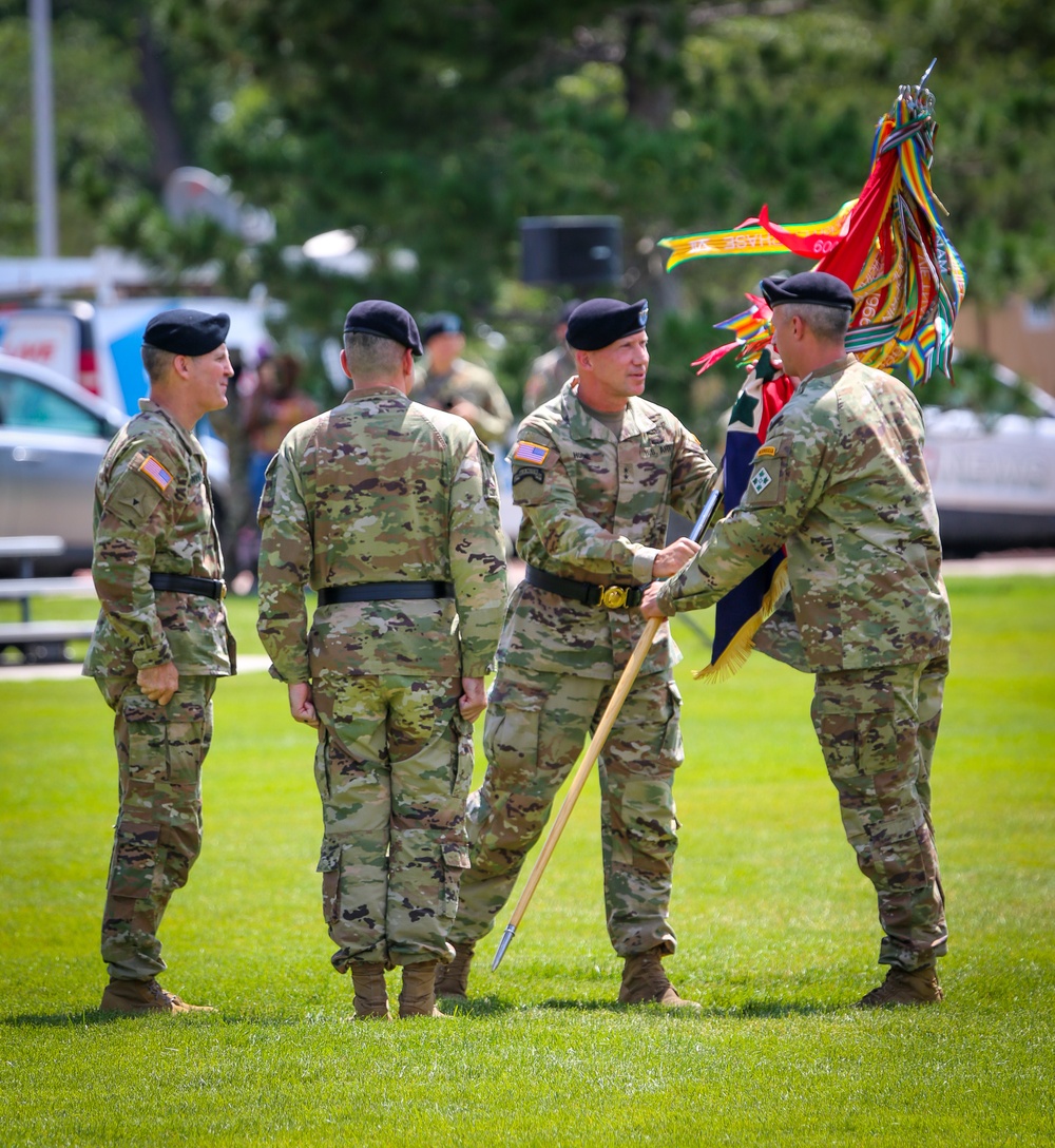 Dvids News 4id Welcomes New Commander