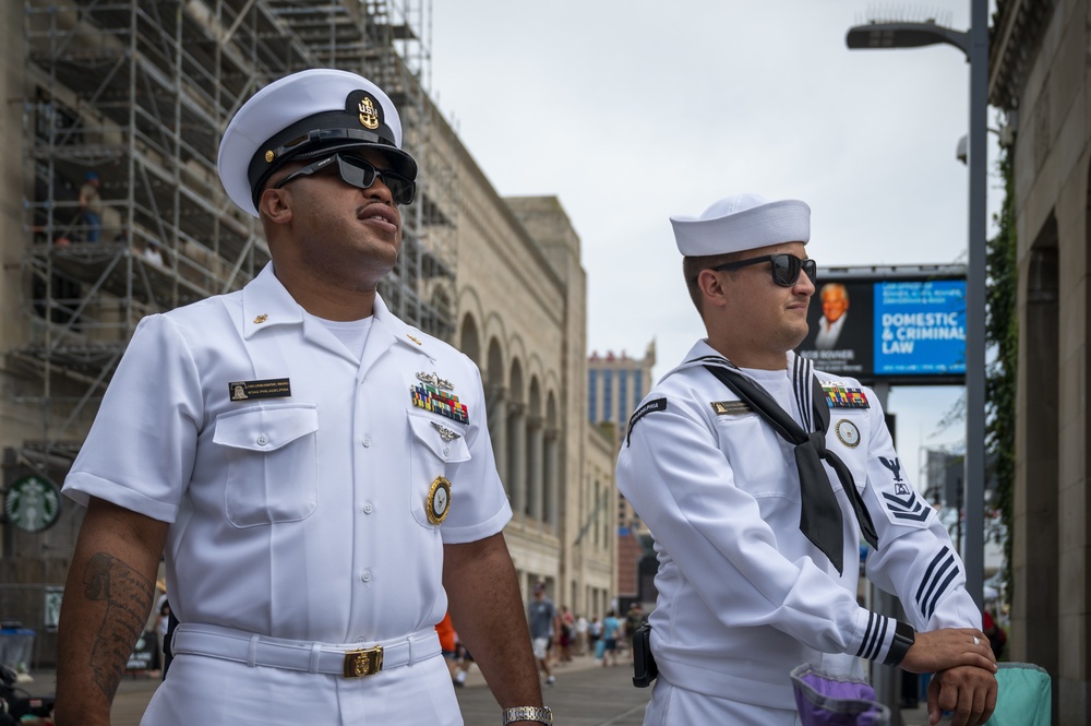 Sailors participate in the annual Atlantic City Air Show