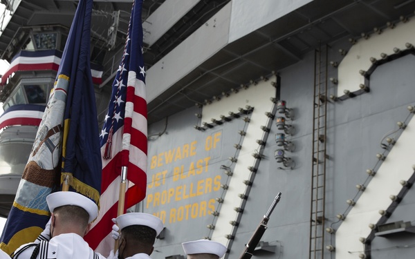 USS Abraham Lincoln (CVN 72) change of command