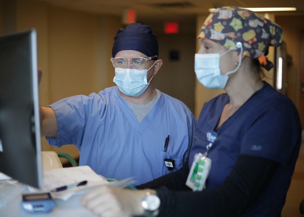 Navy medical support shadows civilians in Lafayette during COVID response