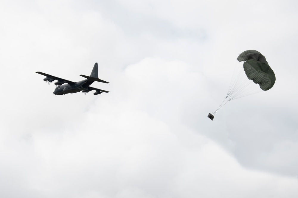 Alaska Air National Guard’s 211th Rescue Squadron hones aerial capabilities at JBER