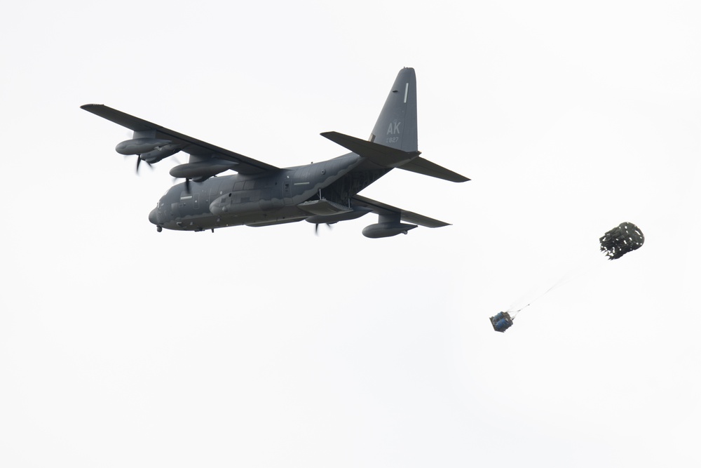 Alaska Air National Guard’s 211th Rescue Squadron hones aerial capabilities at JBER