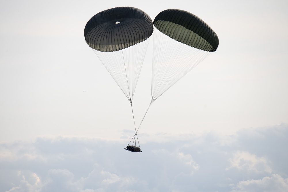 Alaska Air National Guard’s 211th Rescue Squadron hones aerial capabilities at JBER