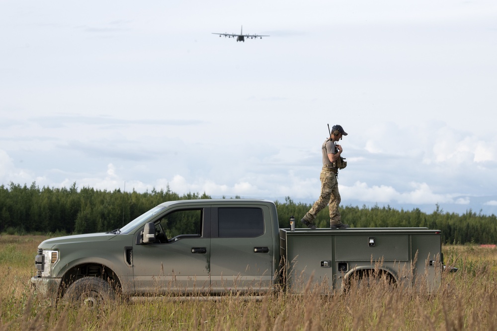 Alaska Air National Guard’s 211th Rescue Squadron hones aerial capabilities at JBER