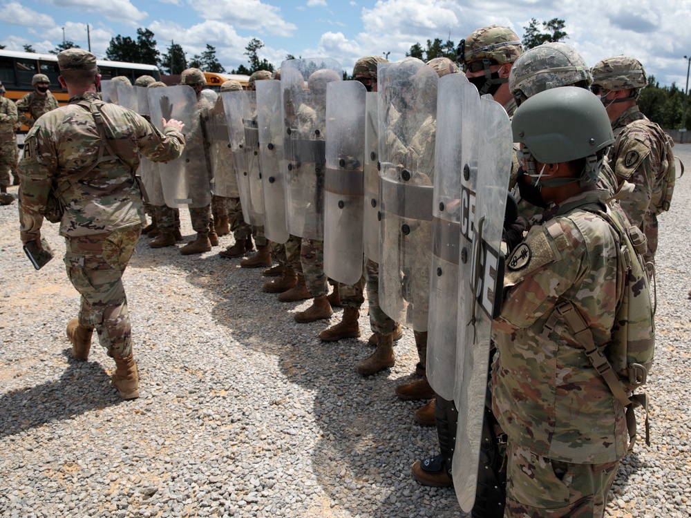 447th MPs Receive Civil Disturbance Training