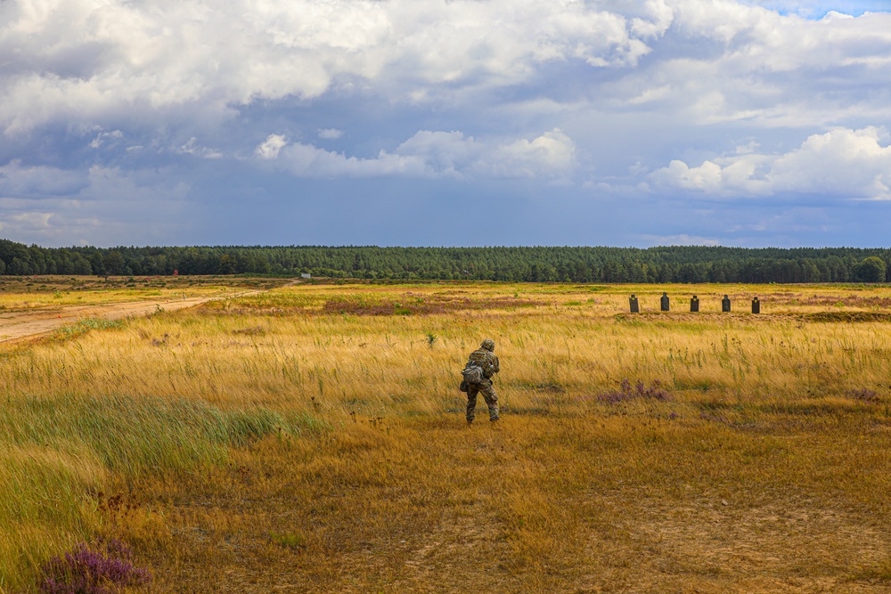 Fighting Aces conduct dismounted operations at DPTA