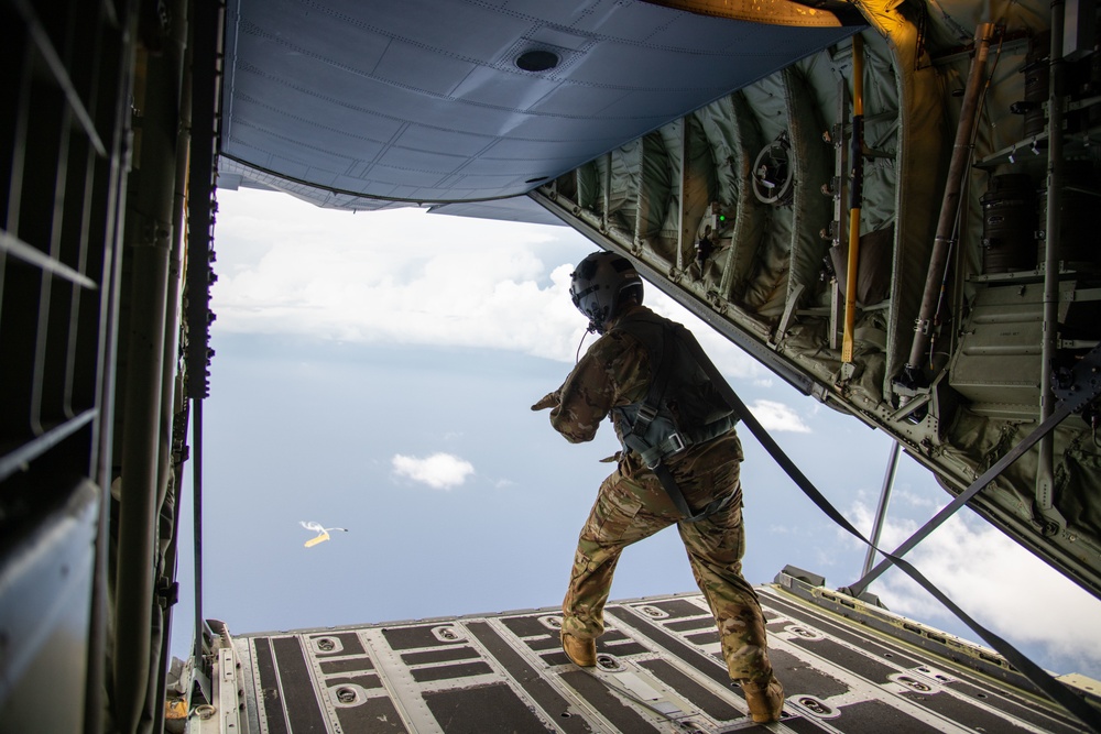 53rd WRS works with USNA oceanography department