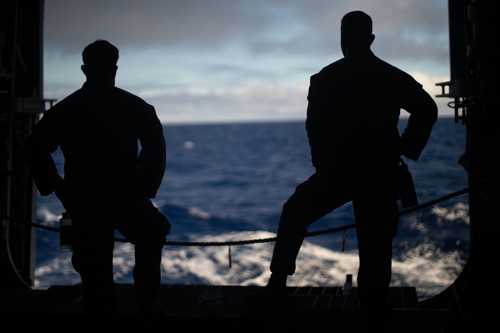 11th MEU Motor Transportation Marines Conduct Maintenance on Vehicles