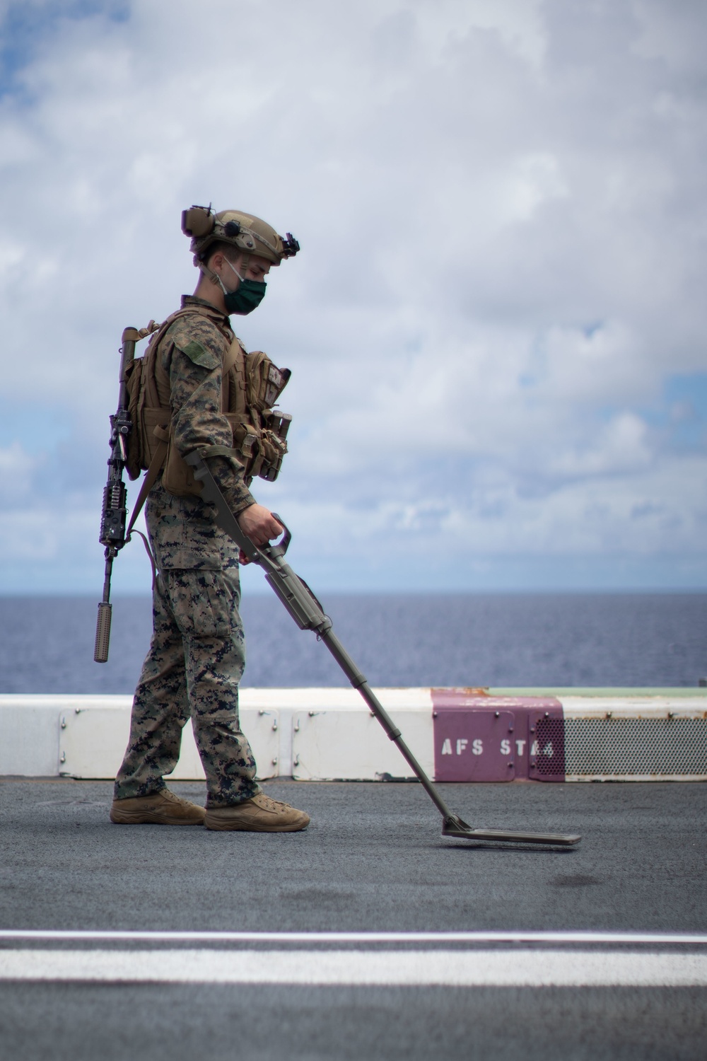 BLT 1/1 Combat Engineers Sweep for Simulated IEDs