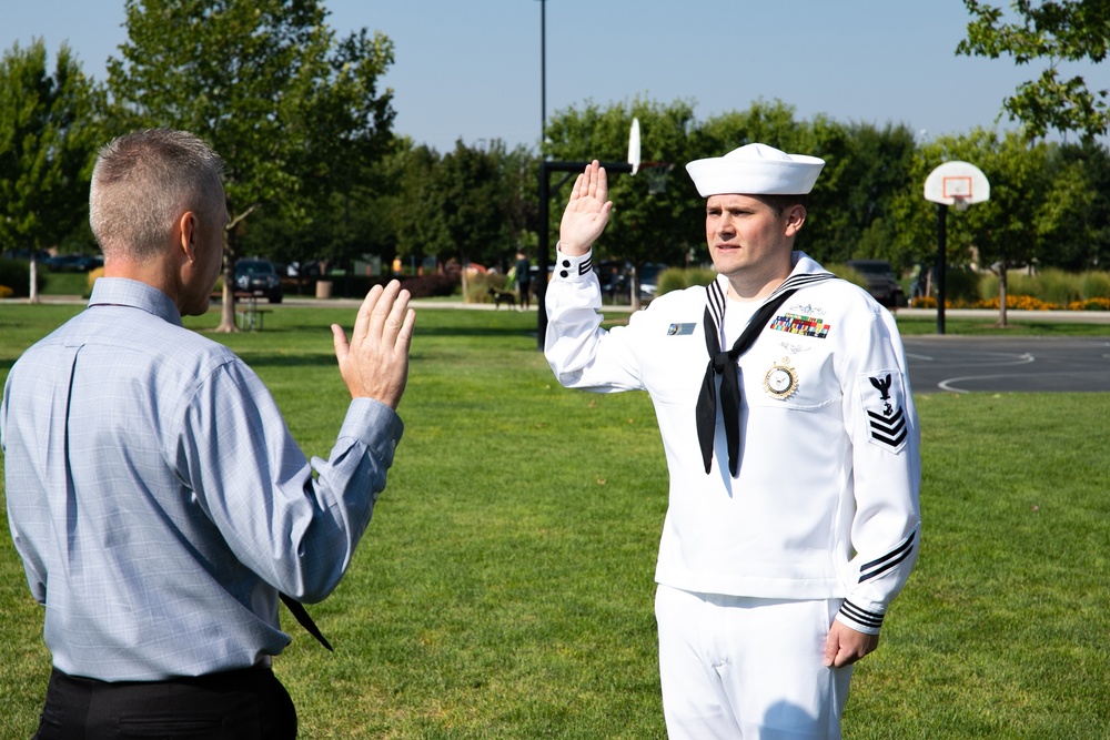 Boise, Idaho area recruiter holds special re-enlistment ceremony at Kleiner Memorial Park