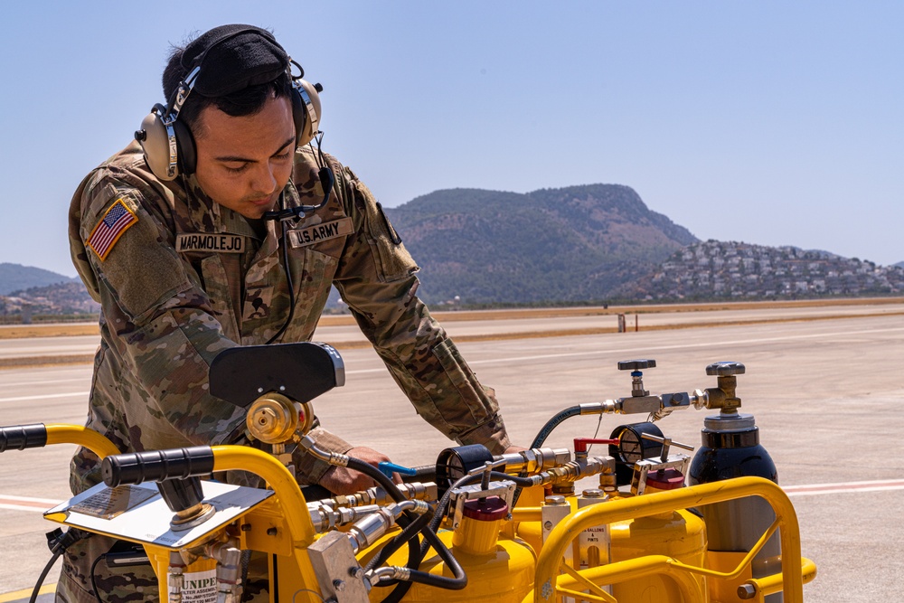 Aircraft maintenance in Turkey: 12th CAB supports firefighting mission