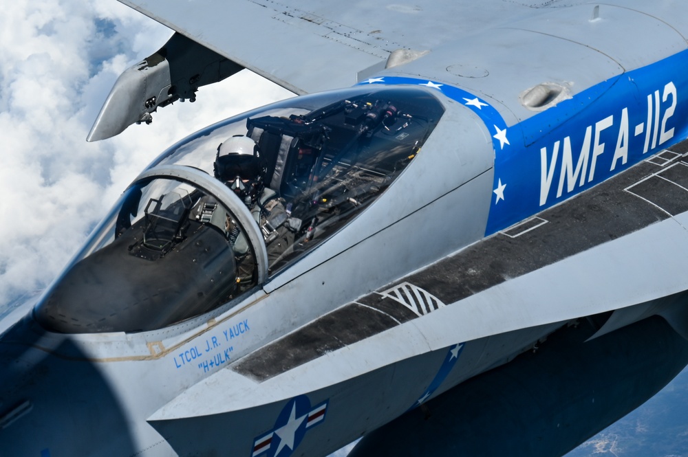 NEANG refuels F/A-18s