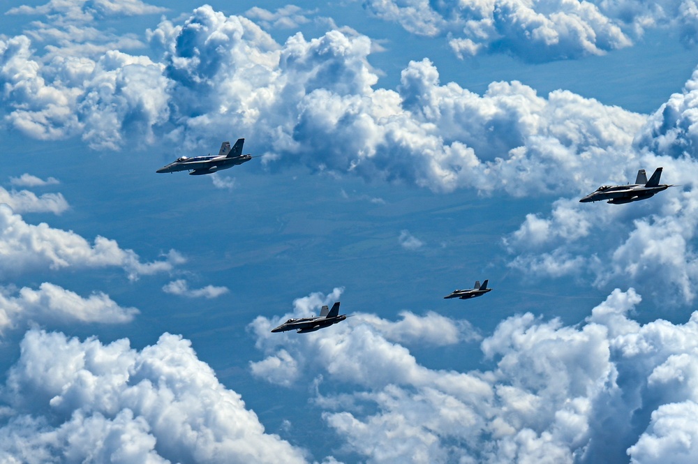 NEANG refuels F/A-18s