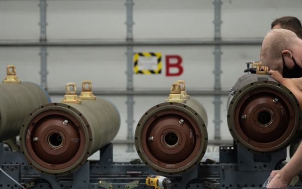 2nd MXS prepares missiles for WSEP demo