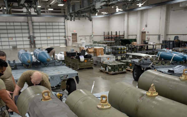 2nd MXS prepares missiles for WSEP demo