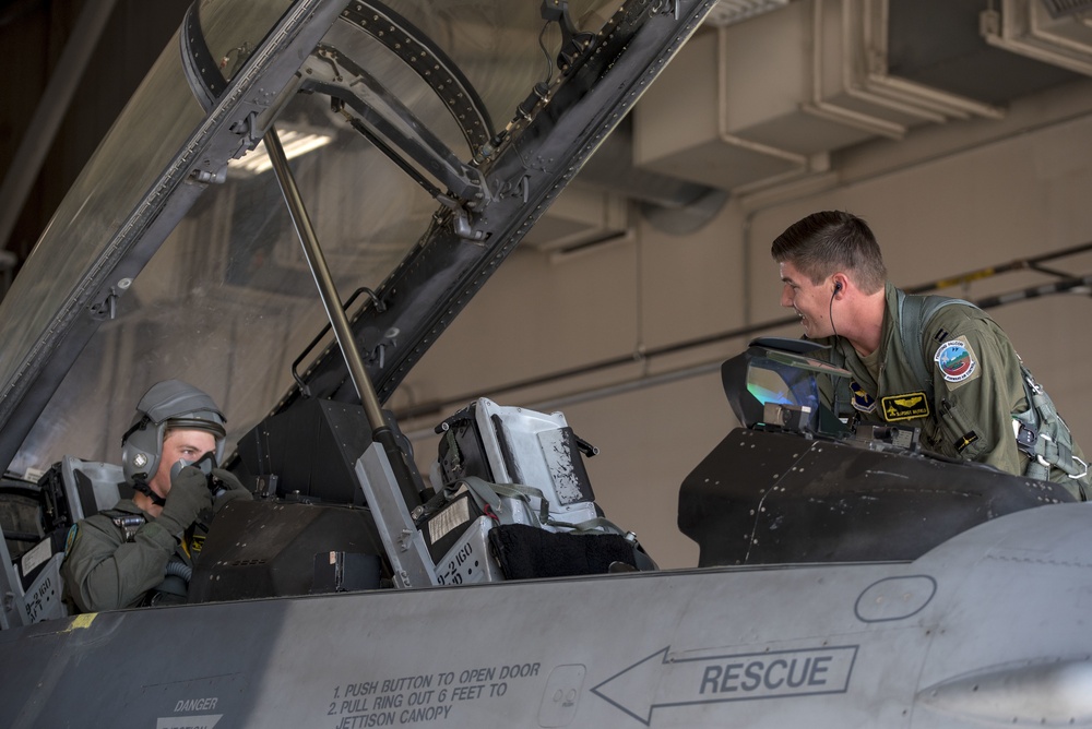 NHL athlete trains like an F-16 pilot