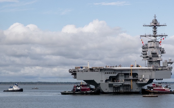 USS Gerald R. Ford Transit