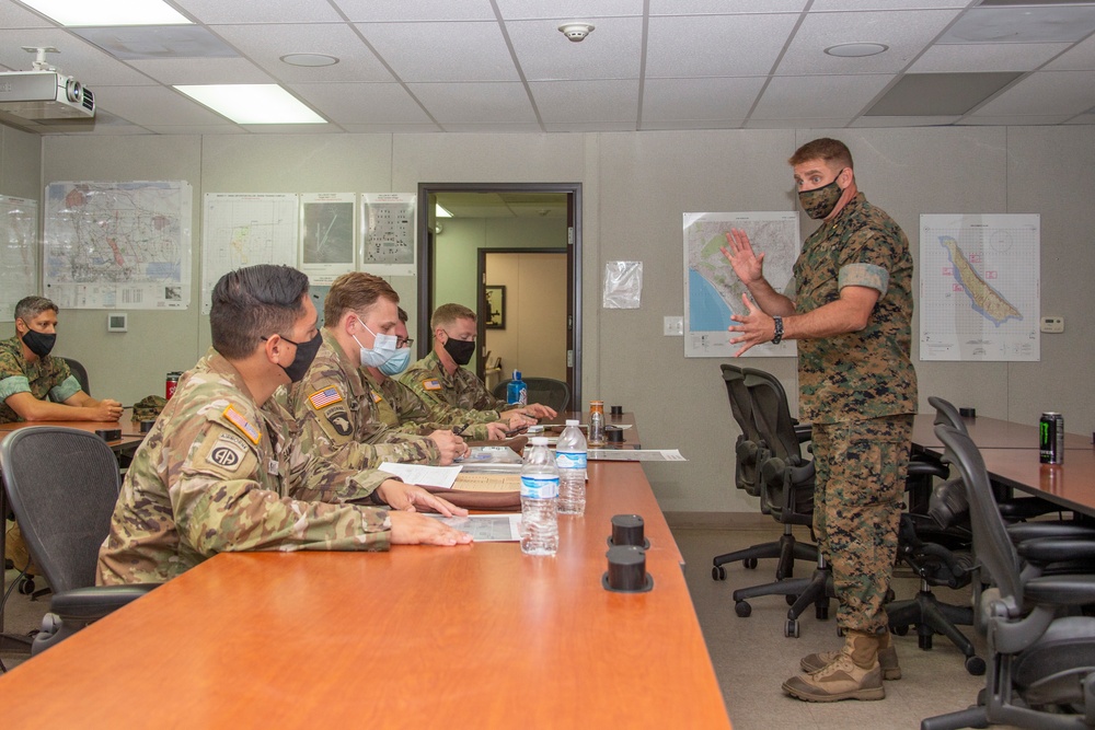 Marines with 3rd ANGLICO train soldiers from 5th SFAB