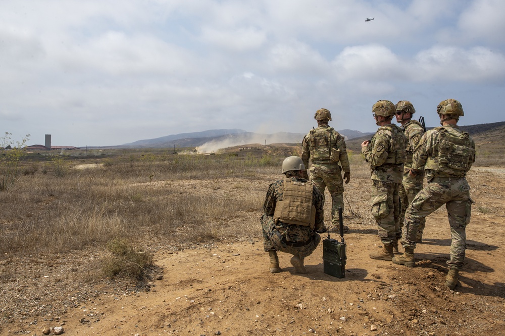 3rd ANGLICO Marines train soldiers from 5th SFAB