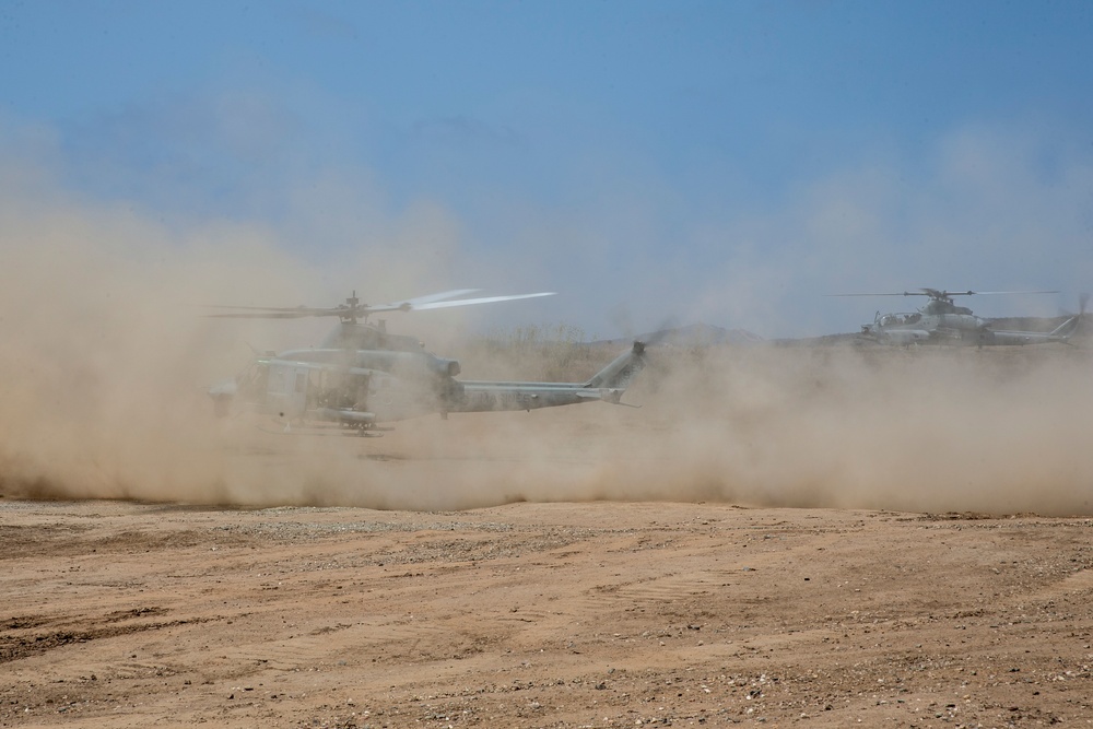 3rd ANGLICO Marines train soldiers from 5th SFAB