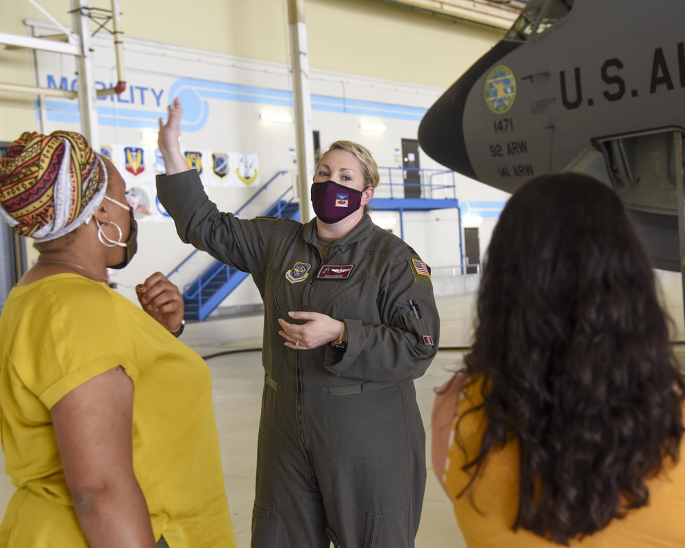 384th Air Refueling Squadron leads Leadership Spouse Immersion