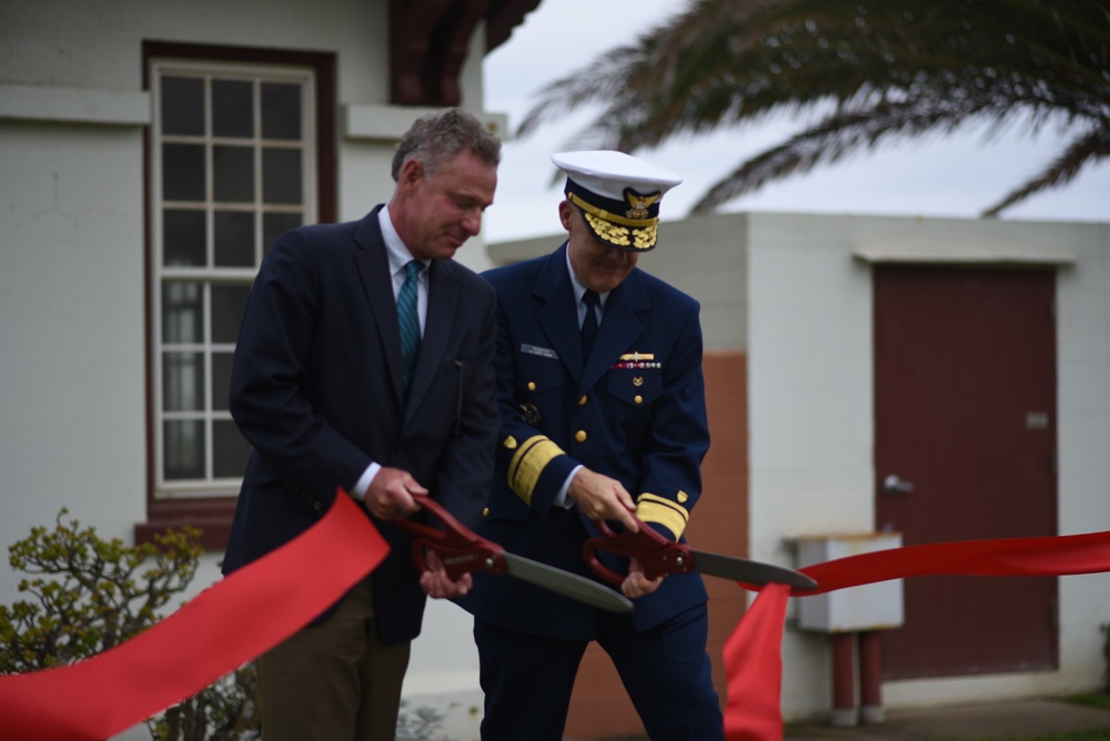 Coast Guard holds lighthouse rededication ceremony in San Diego