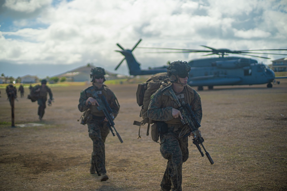 Alpha Company SUSTEX on Hawaii