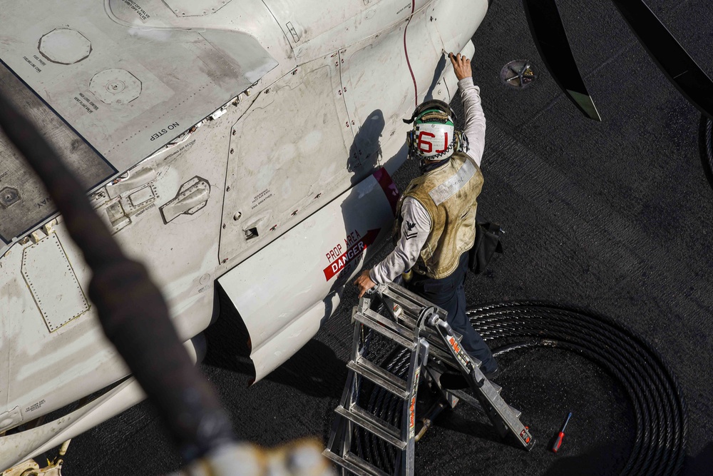 Sailors Conduct Aircraft Maintenance aboard USS Carl Vinson (CVN 70)