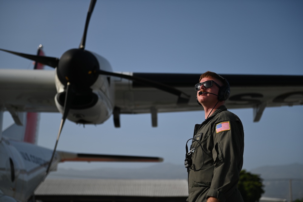 Coast Guard aircrew operations in Port Au Prince, Haiti