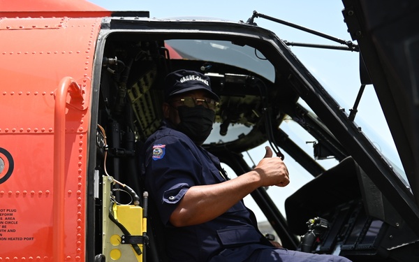 Coast Guard aircrew operations in Port Au Prince, Haiti