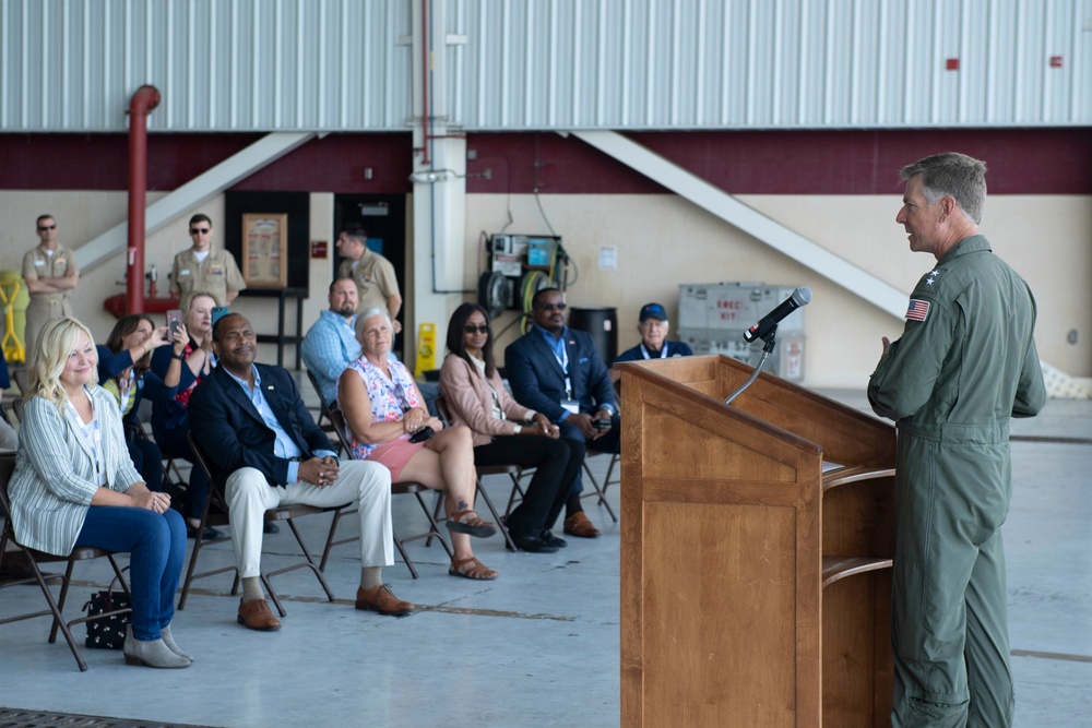 CNAFR Hosts Static Aircraft Display for Navy Employers Recognition Event 2021