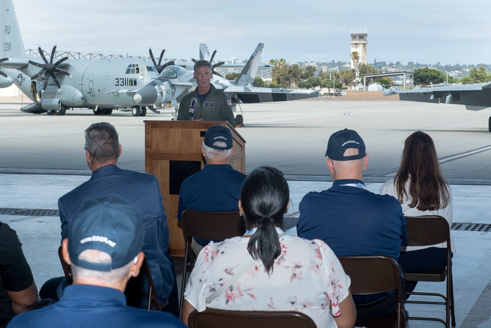 CNAFR Hosts Static Aircraft Display for Navy Employers Recognition Event 2021