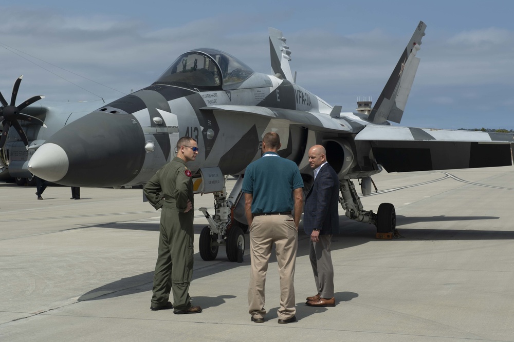 CNAFR Hosts Static Aircraft Display for Navy Employers Recognition Event 2021