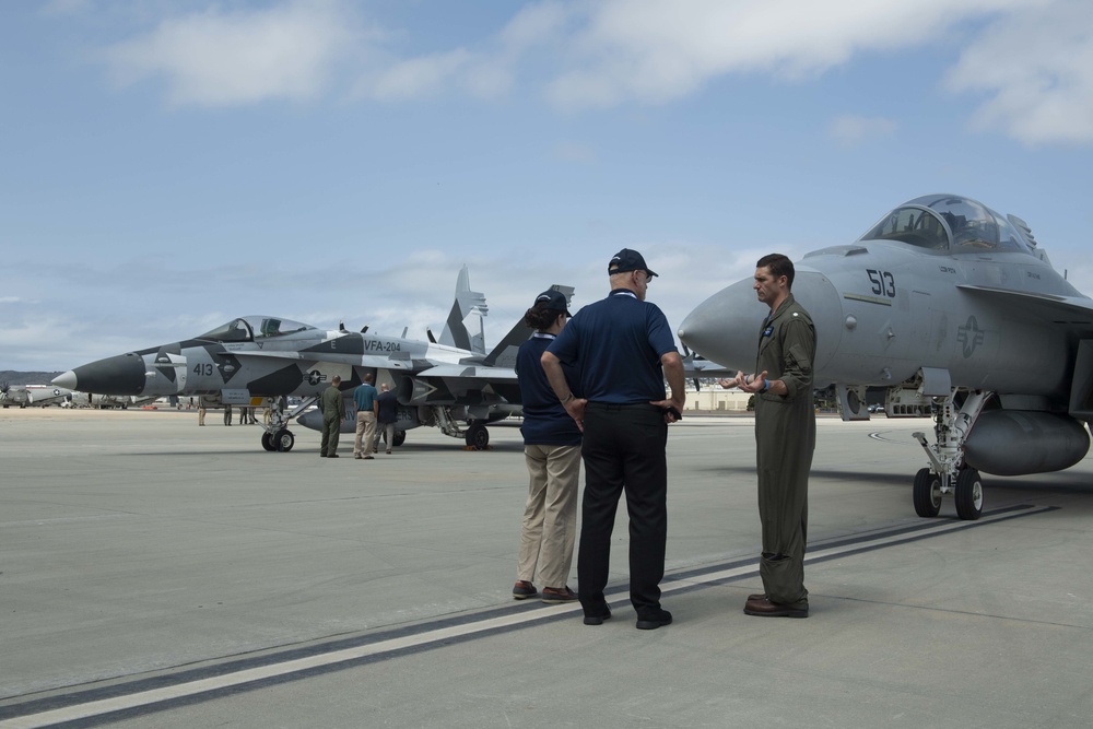 CNAFR Hosts Static Aircraft Display for Navy Employers Recognition Event 2021