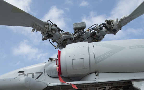 CNAFR Hosts Static Aircraft Display for Navy Employers Recognition Event 2021