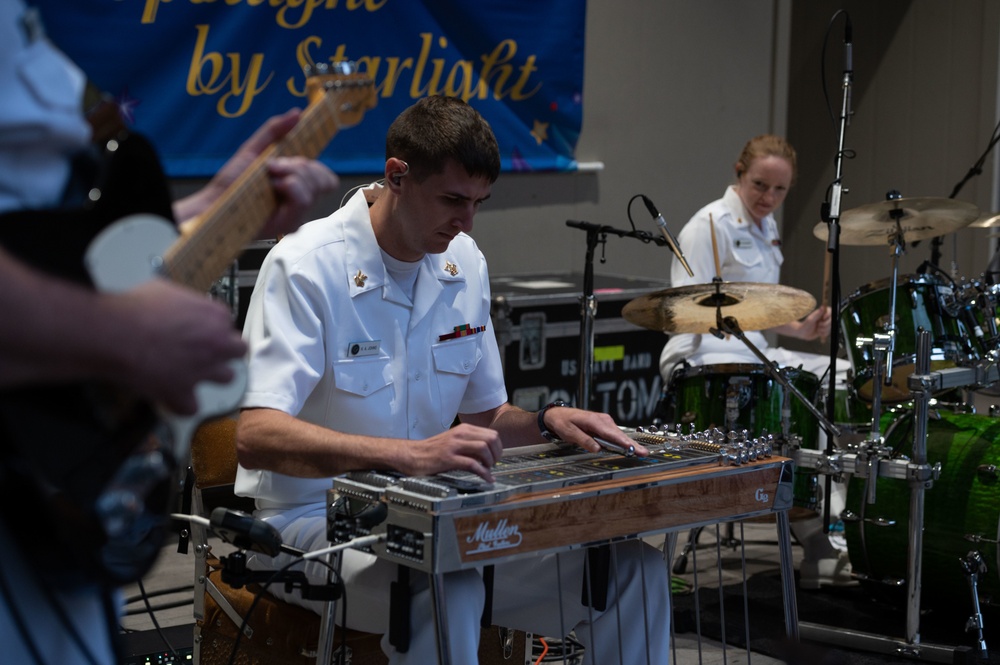 Navy Band's Country Current Plays On