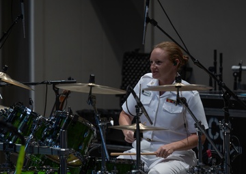 Navy Band's Country Current Plays On