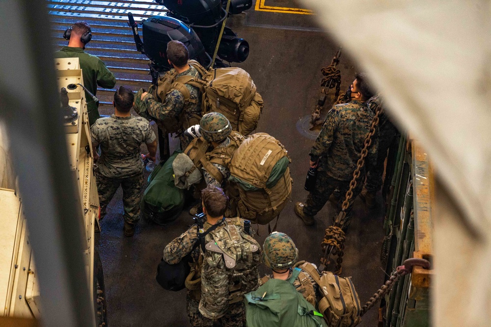 Tactical Offloads from the 31st MEU