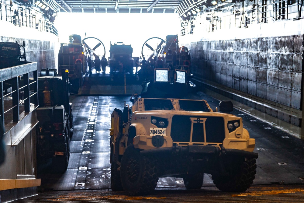 Tactical Offloads from the 31st MEU