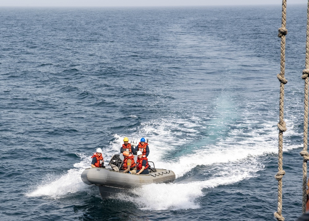 USS Shiloh Underway 5th Fleet