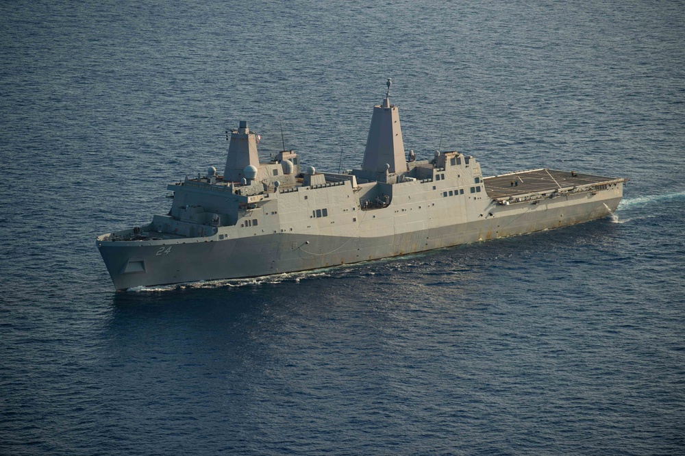 DVIDS - Images - USS Arlington En Route to Haiti [Image 9 of 9]