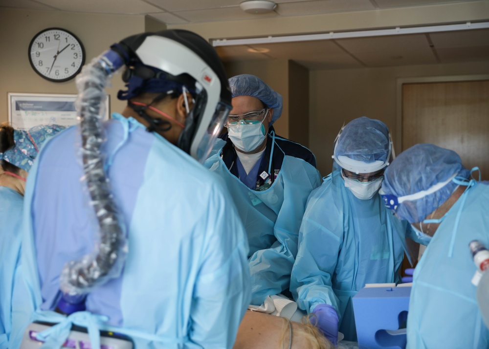 Navy Medical Team Supports Louisiana Hospital