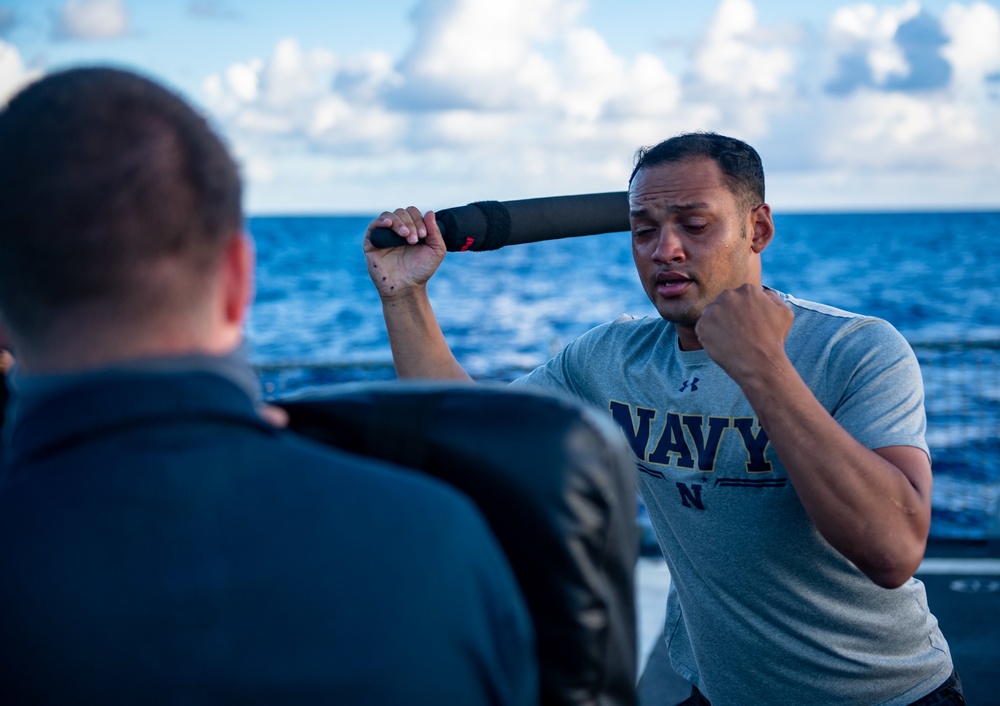 USS O'Kane (DDG 77) Conducts Secuirty Training